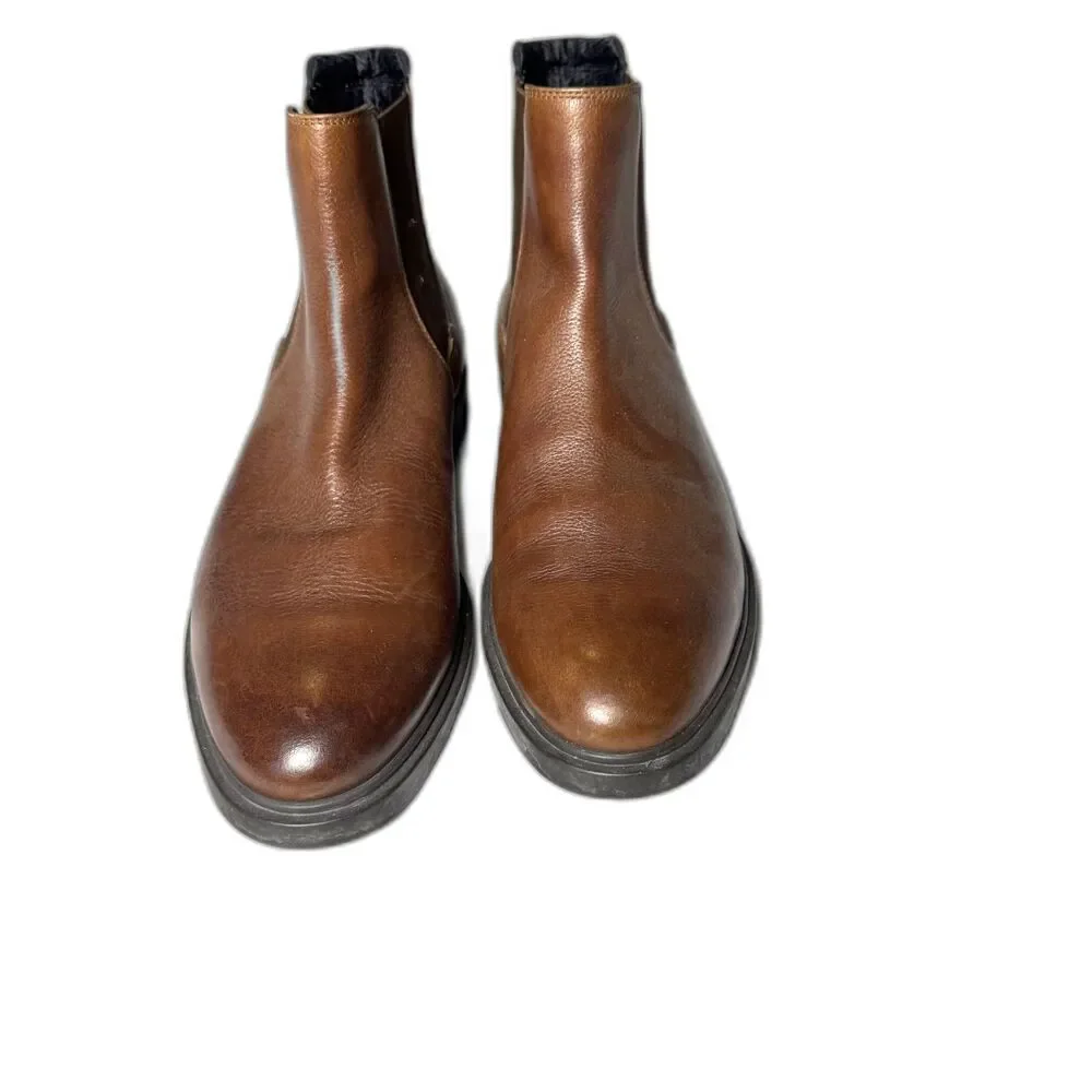 Size 10 Hugo Boss dark brown Chelsea boots (10453)